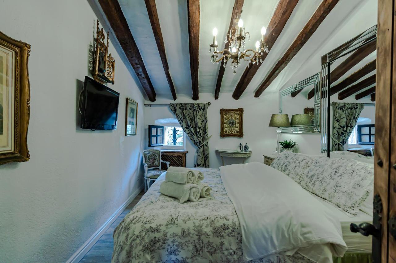 Masia Mimosa Darnius Bagian luar foto
