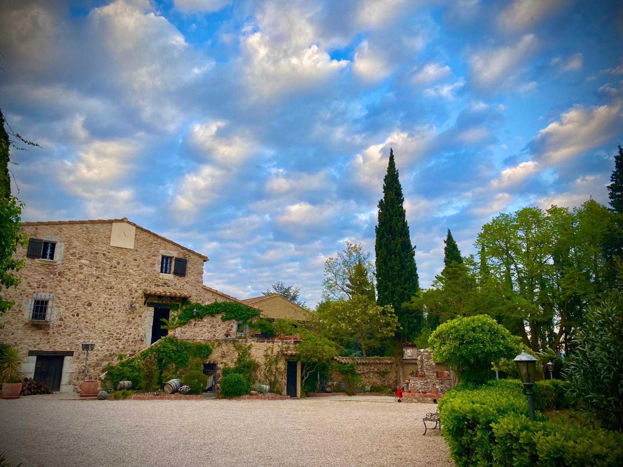 Masia Mimosa Darnius Bagian luar foto